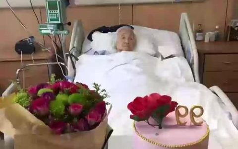 病房里，一场“双喜临门”的生日​