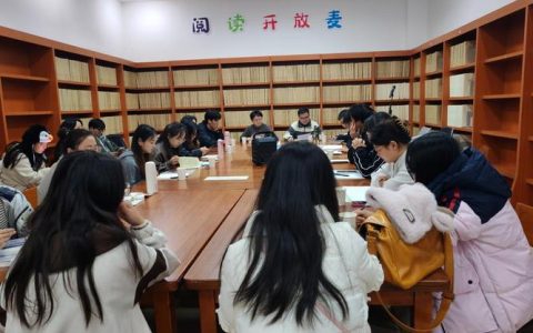 图书馆开展师生面对面交流会