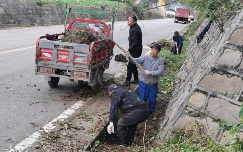 疏通沟渠“毛细血管” 周矶街道办好村民“心头事”