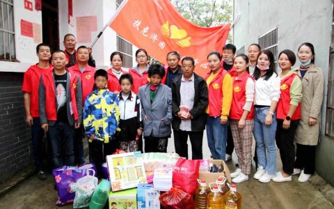 罗田县慈善会精准帮扶暖人心