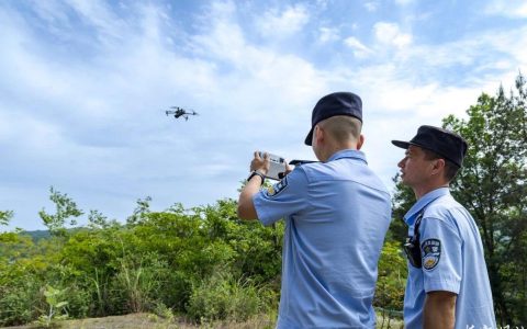 仙桃公安开展无人机警务技能培训