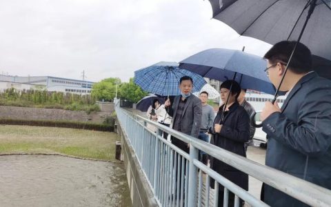 胡志莉调研全市重点金融机构并开展巡河工作