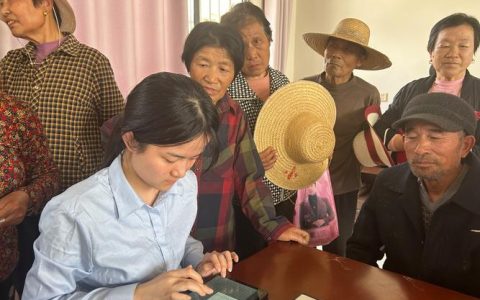 浠水启动“社保卡惠民服务月”活动