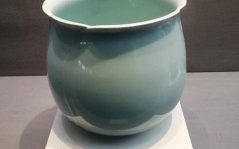 20件龙泉青瓷入藏市博物馆
