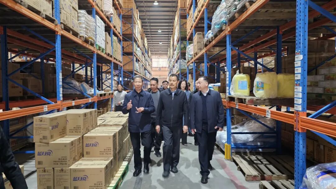 省人社厅调研组到黄商集团调研