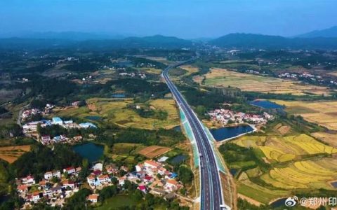 随州至信阳高速公路通车暨交农旅融合推介活动举行