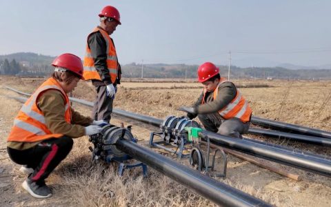 崇阳石城水厂新建工程施工正酣 让“放心水”流进百姓家