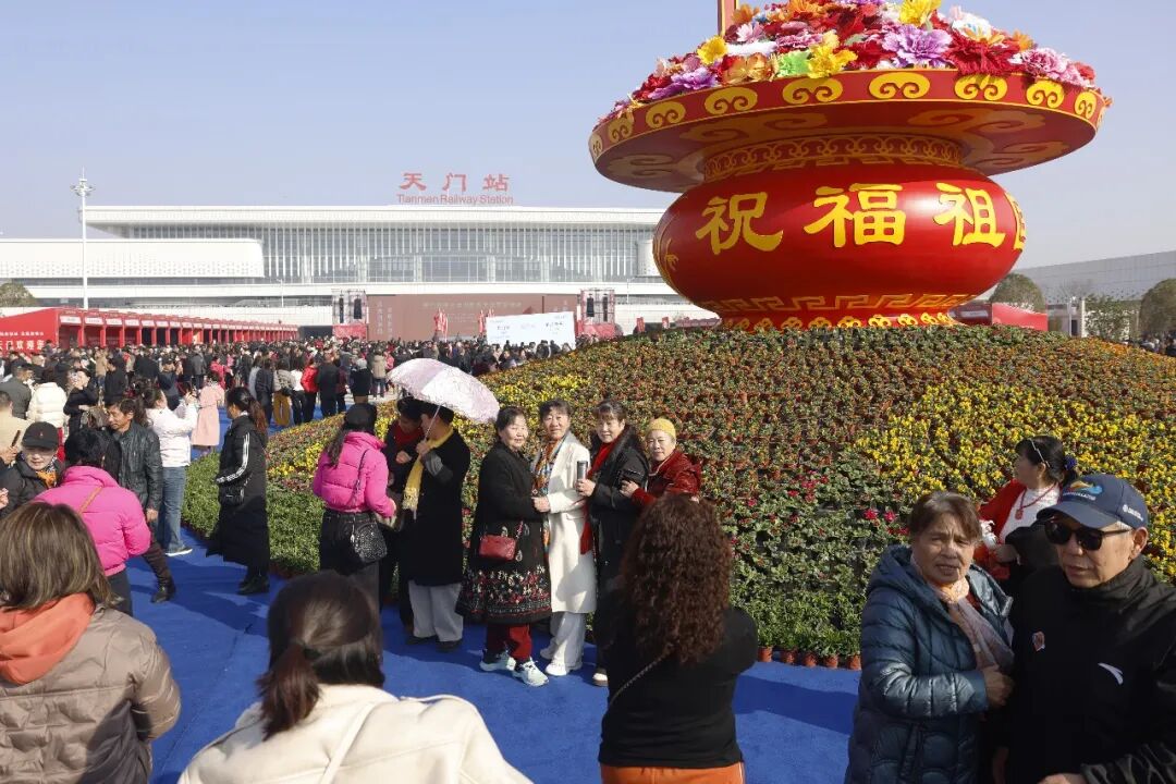 2万多人共同见证天门站开通运营，有你吗？