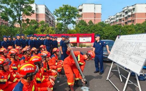 九合垸原种场开展消防车应急培训