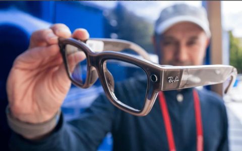 字节跳动AI眼镜设计图曝光，Meta微美全息加速掀起AIXR沉浸体验新热潮