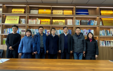 中国科学院大气物理研究所曹军骥研究员到访湖北理工学院指导交流