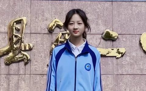 三全育人·星光丨经济学院2022级田雨欣：从“标兵”到“领头雁”，军魂照亮校园行