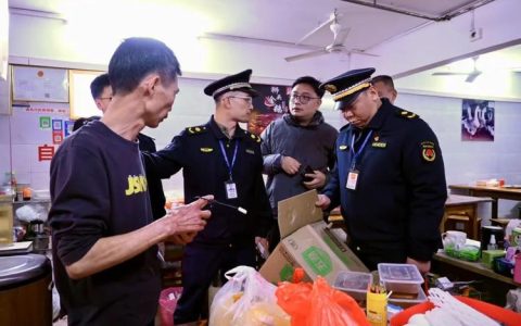 市城管执法局分类施策规范占道经营