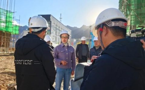 刘洁在市区检查安全生产工作时强调