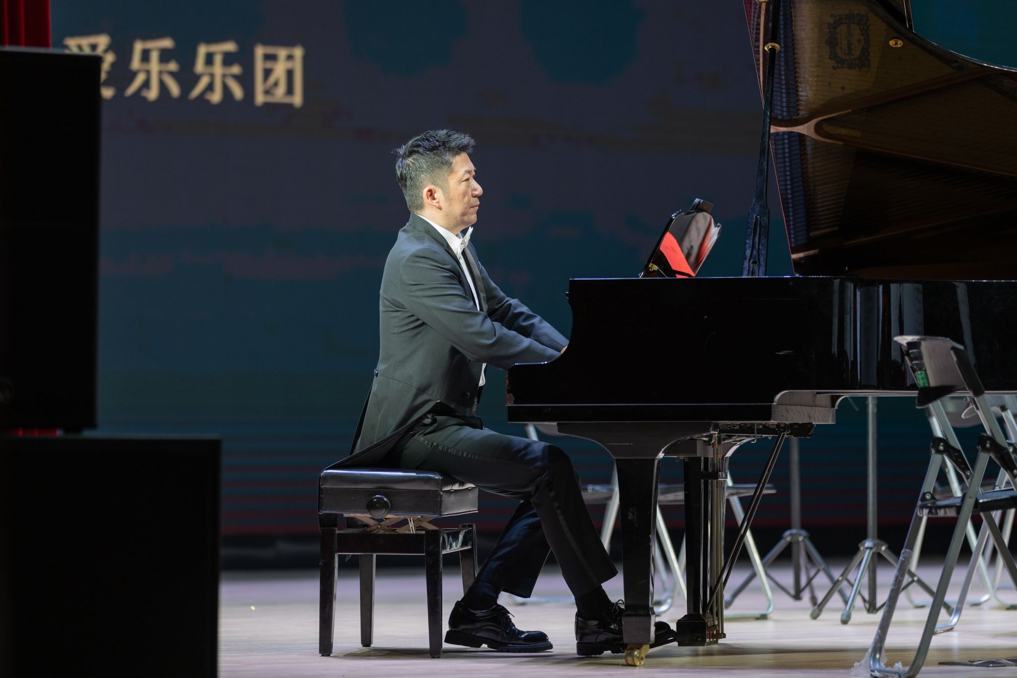 卅载乐伴：武汉爱乐乐团新年音乐会献礼狮山