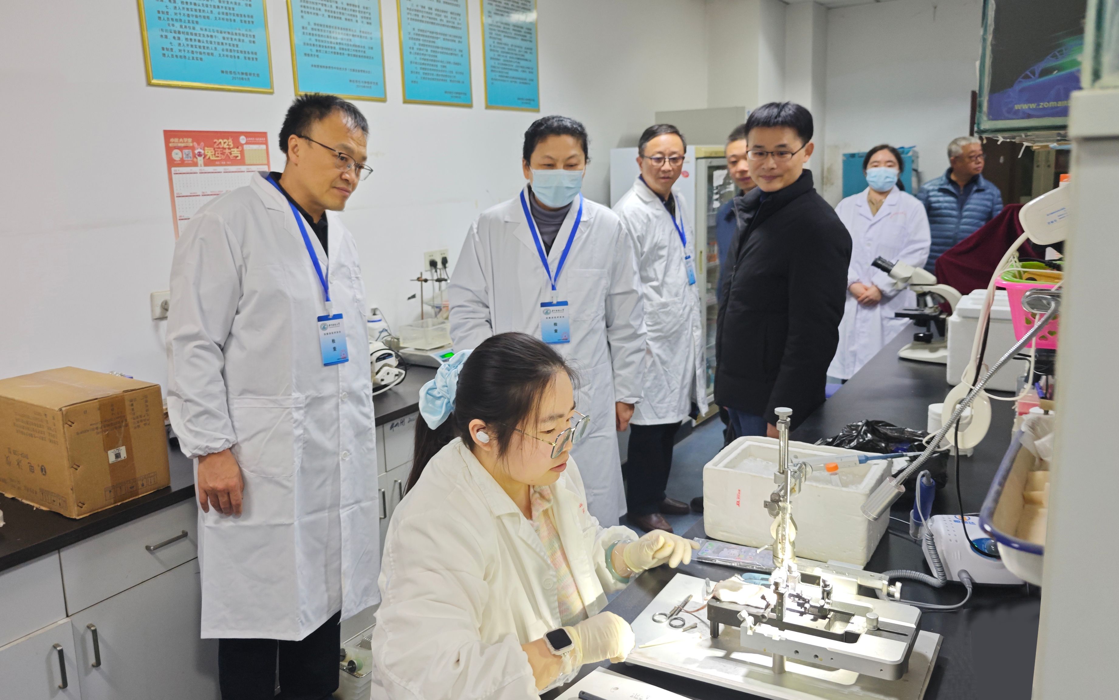 同济校区开展实验室安全检查