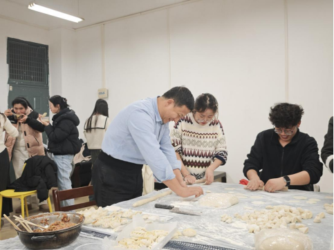 医学院召开首届“生物与医药”专业硕士年终学习工作总结大会
