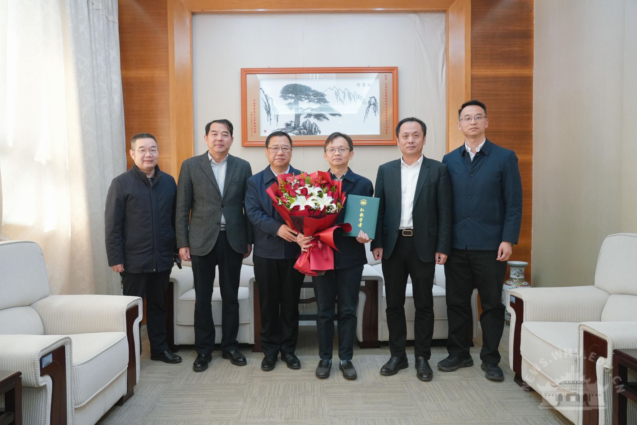 校领导看望我校新当选院士