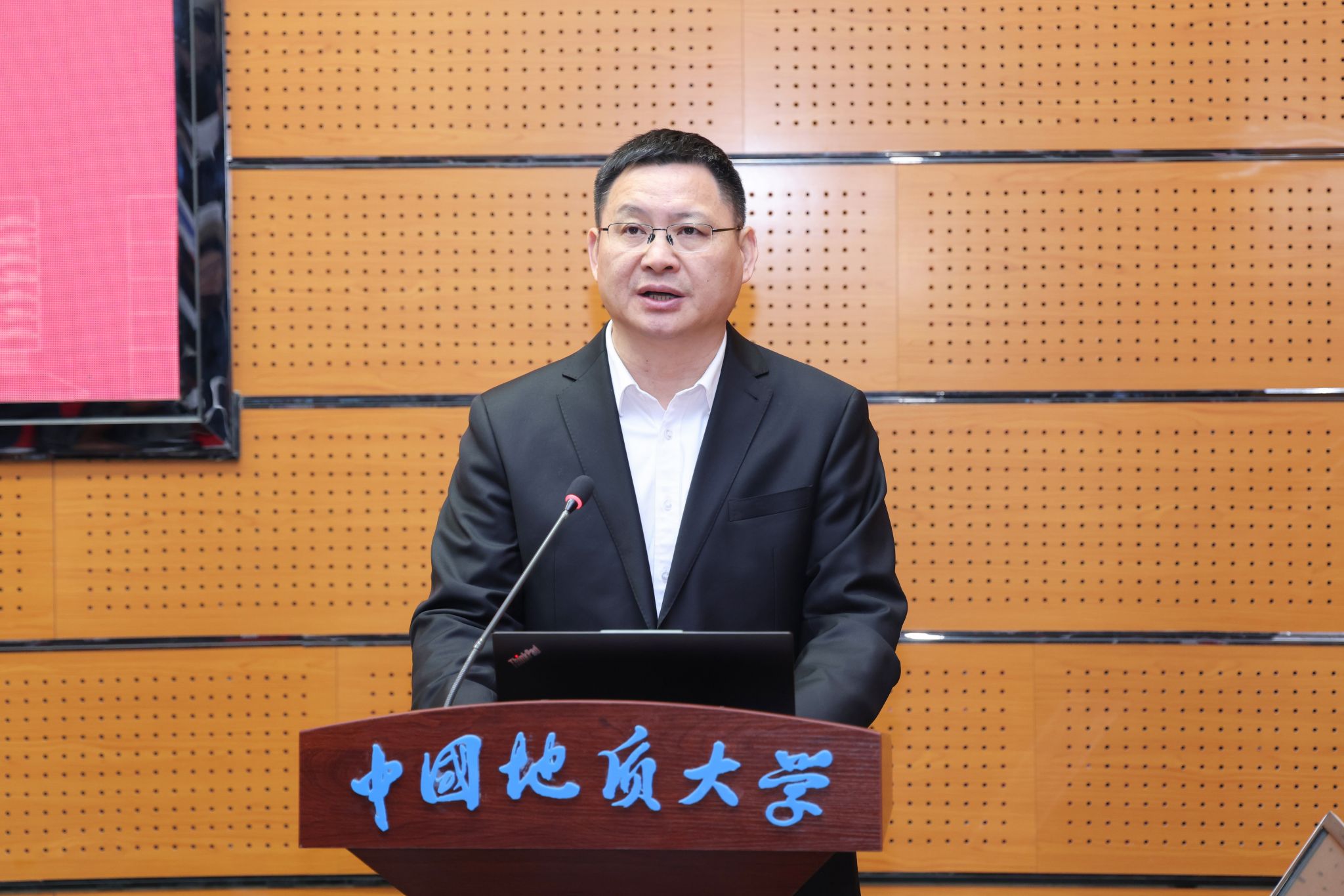 国家卓越工程师学院建设发展大会召开