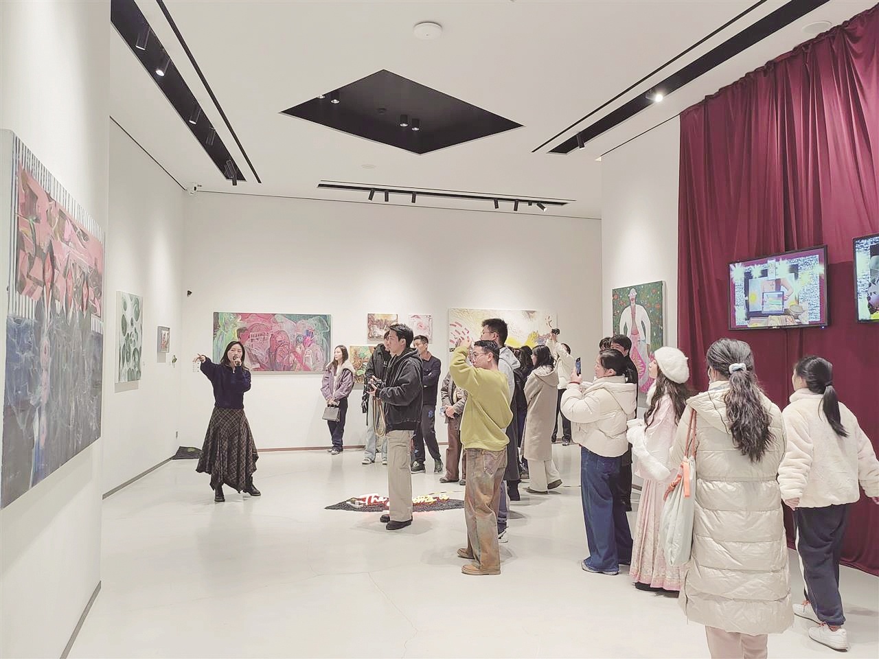 生成式费纳奇镜 感受沉浸式的当代艺术展