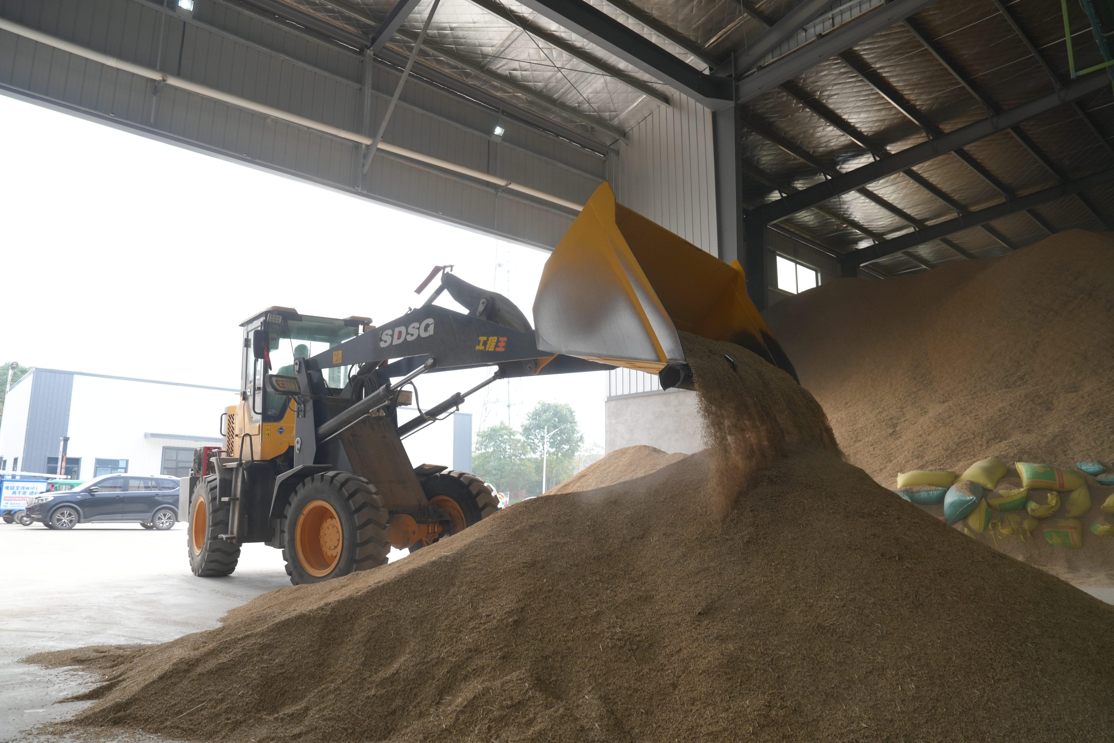 科技助力烘储 产业增效护粮