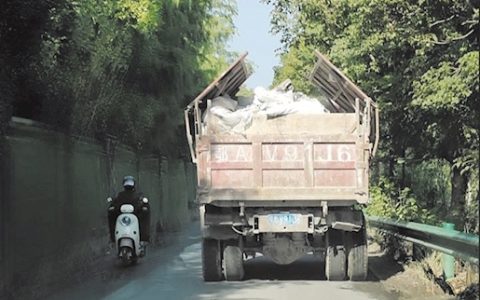 将无处安放的城市包袱，转化为点石成金的绿色财富 建筑垃圾治理为城乡建设注入动能