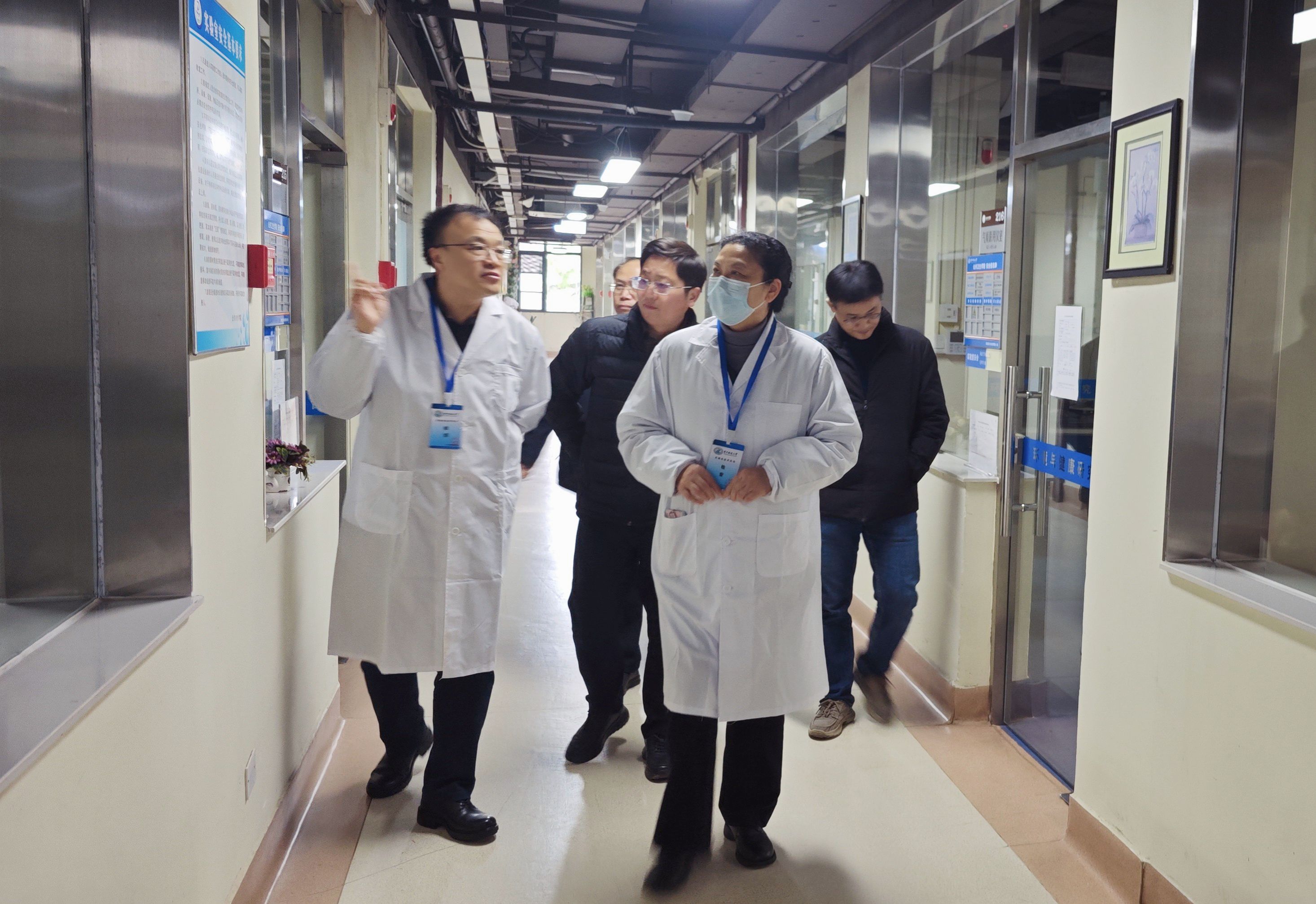 同济校区开展实验室安全检查