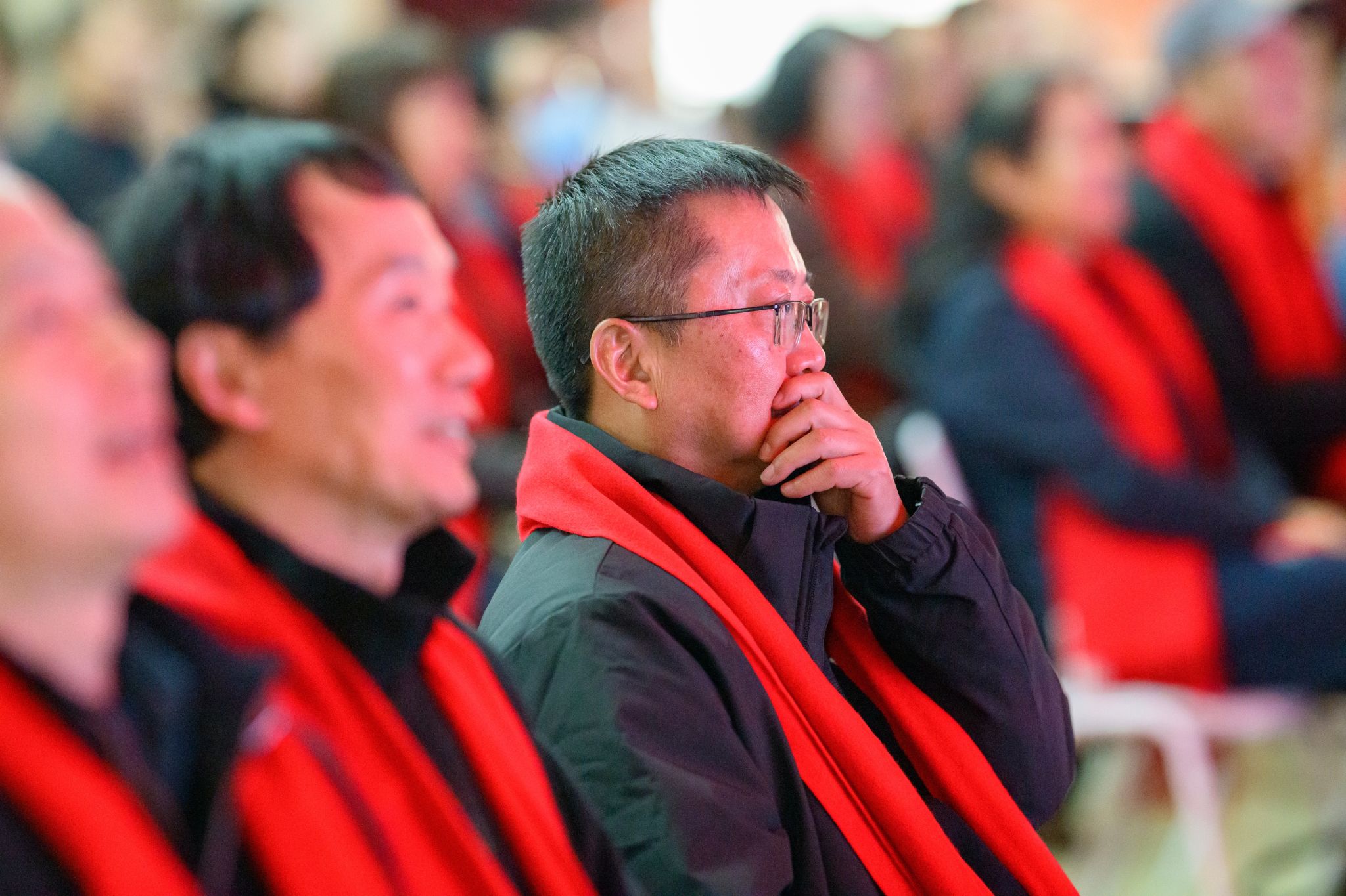 岁月流金，荣光闪耀：第七届教职工荣休典礼举行