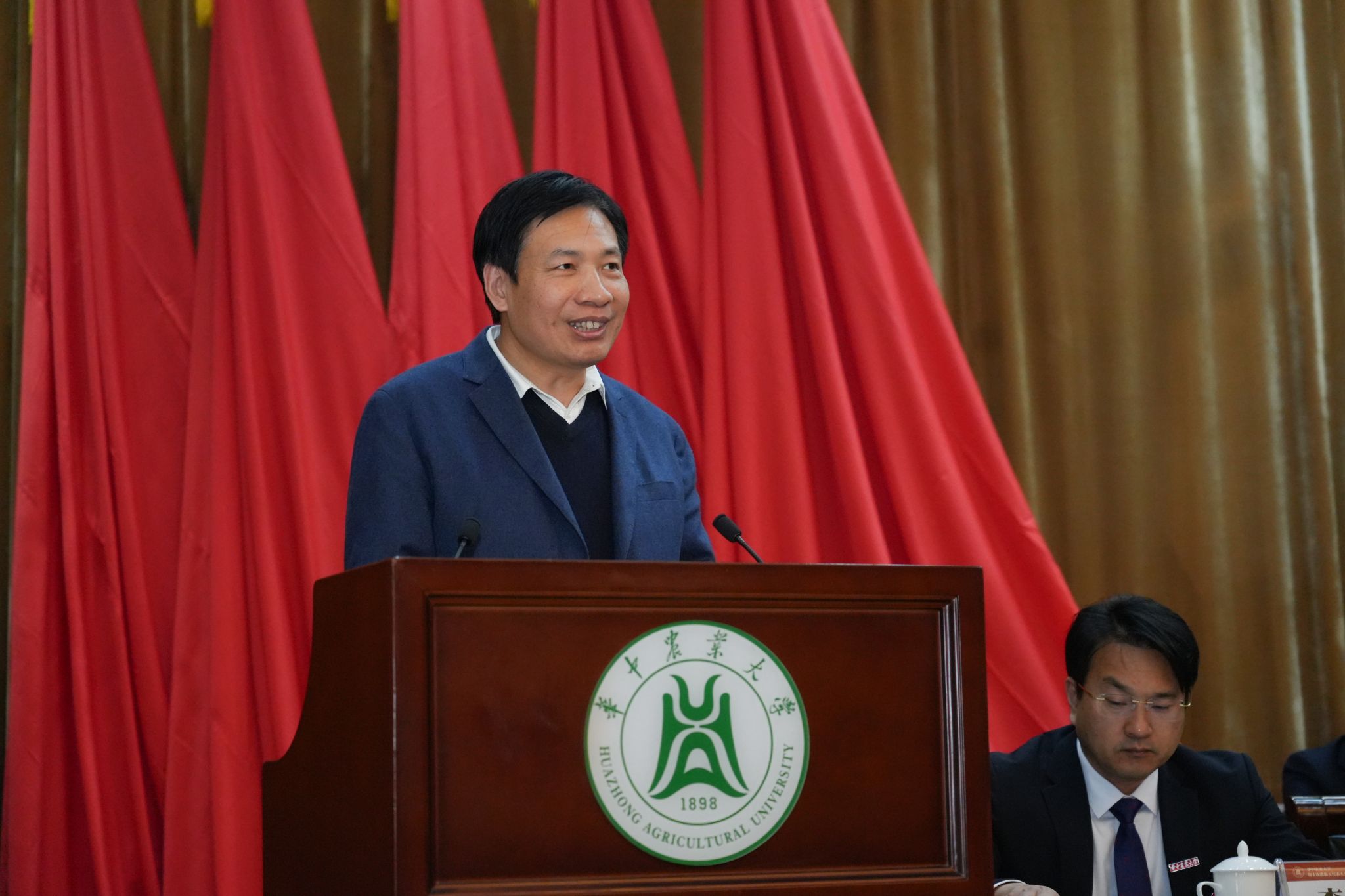 华中农业大学召开第十次教职工代表大会暨第十八次工会会员代表大会