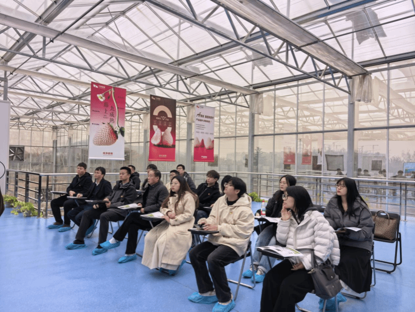 校办党支部与结对学生党支部赴校友企业开展联学共建活动