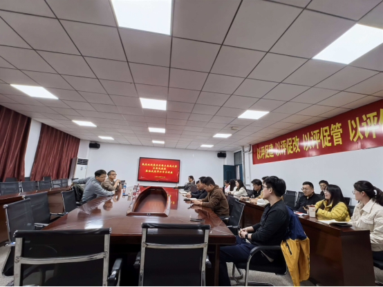 环境学院举办世界著名科学家来鄂讲学暨湖理环境讲堂系列学术讲座