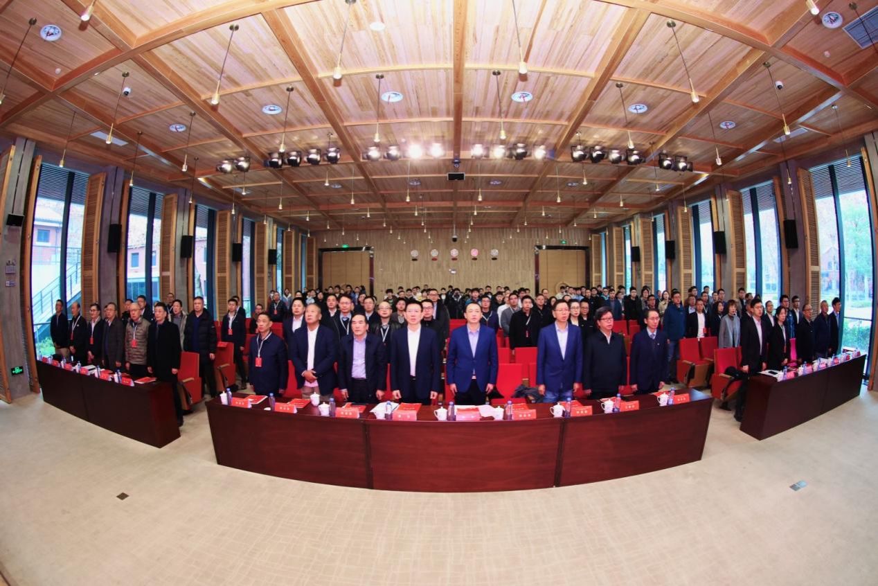 2025年材料企业家校友会“材料强国”论坛举办