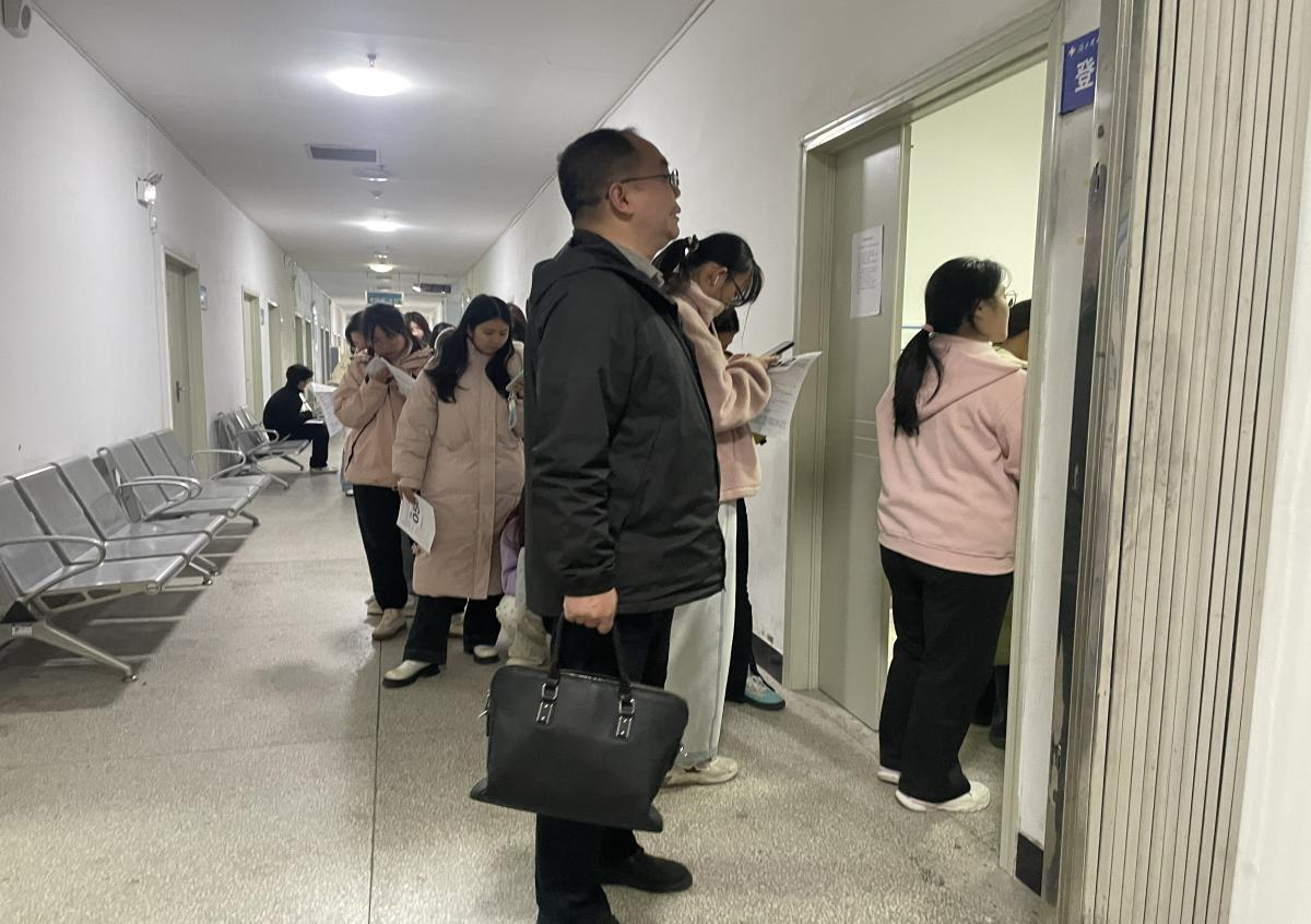 湖北理工学院成人疫苗接种服务暖心回归