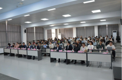 医学院成功举办生物医药创新发展磁湖论坛