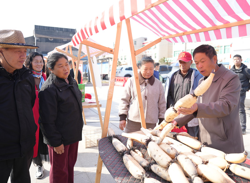 积玉口镇文明市集热闹开市