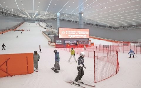 2025“与冬共舞”湖北冰雪运动消费季启幕 湖北发布四条冰雪运动旅游线路