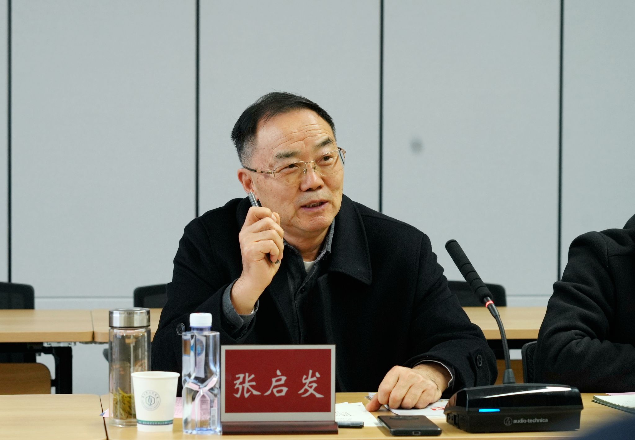 中粮集团党组成员、副总经理陈刚一行来校交流