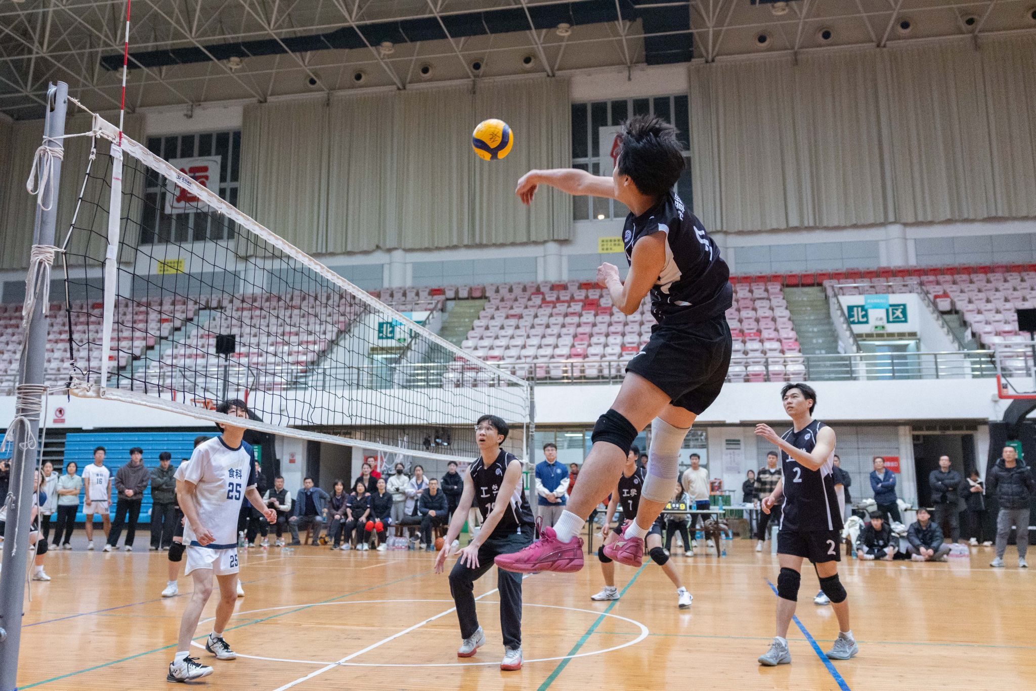 2025“师生融乐”排球赛落幕