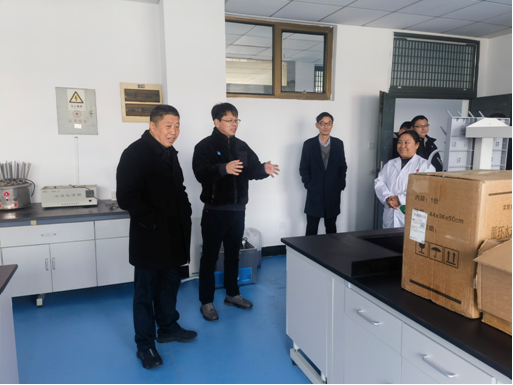 张方胜带队开展元旦假期前实验室安全检查工作