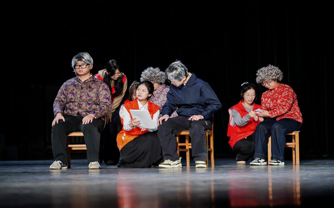 中南财经政法大学在2025年湖北省青年志愿服务“社区计划”竞赛中喜获佳绩