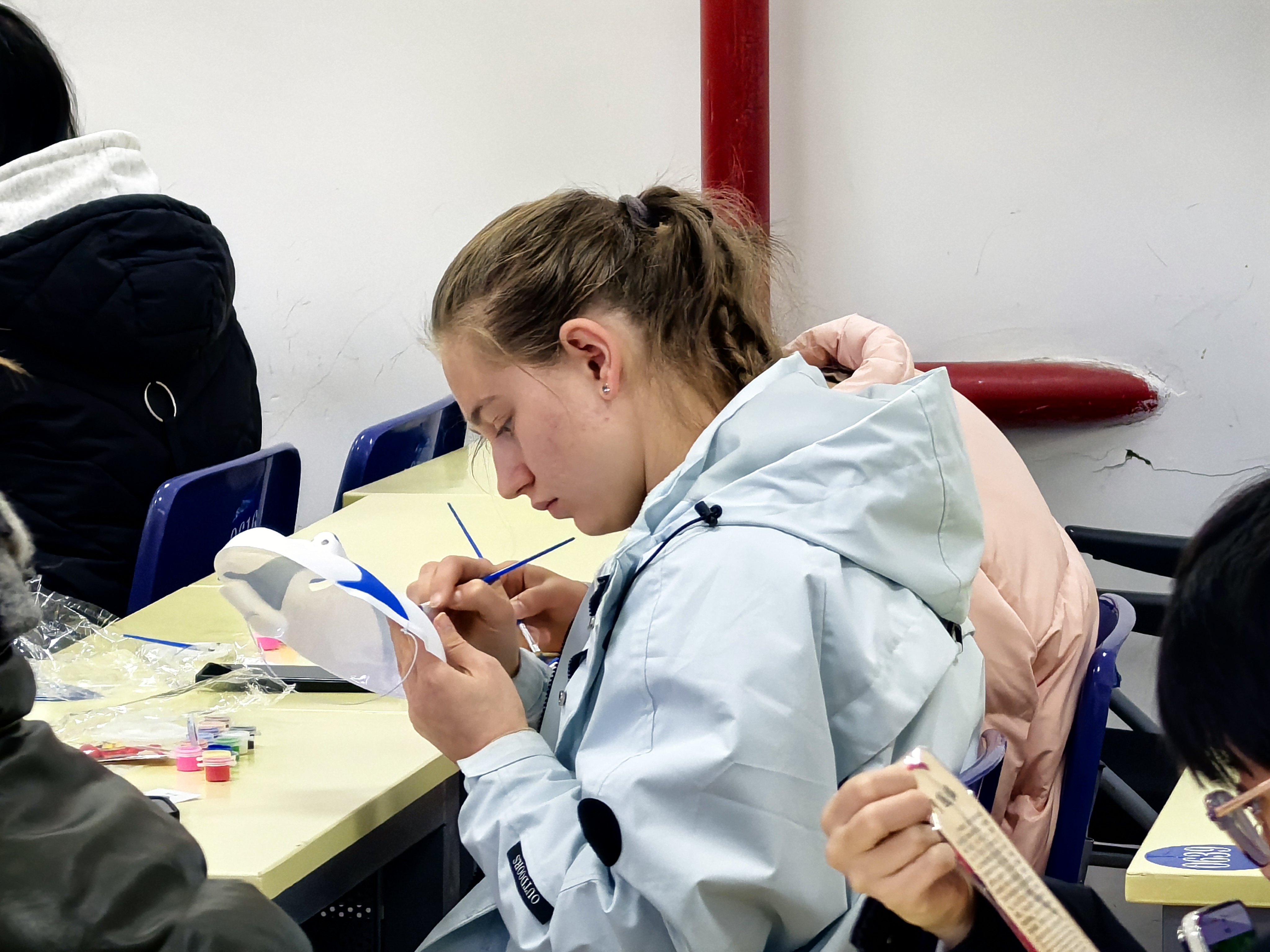 京韵传情，文化连心：一场跨越国界的京剧“初体验”