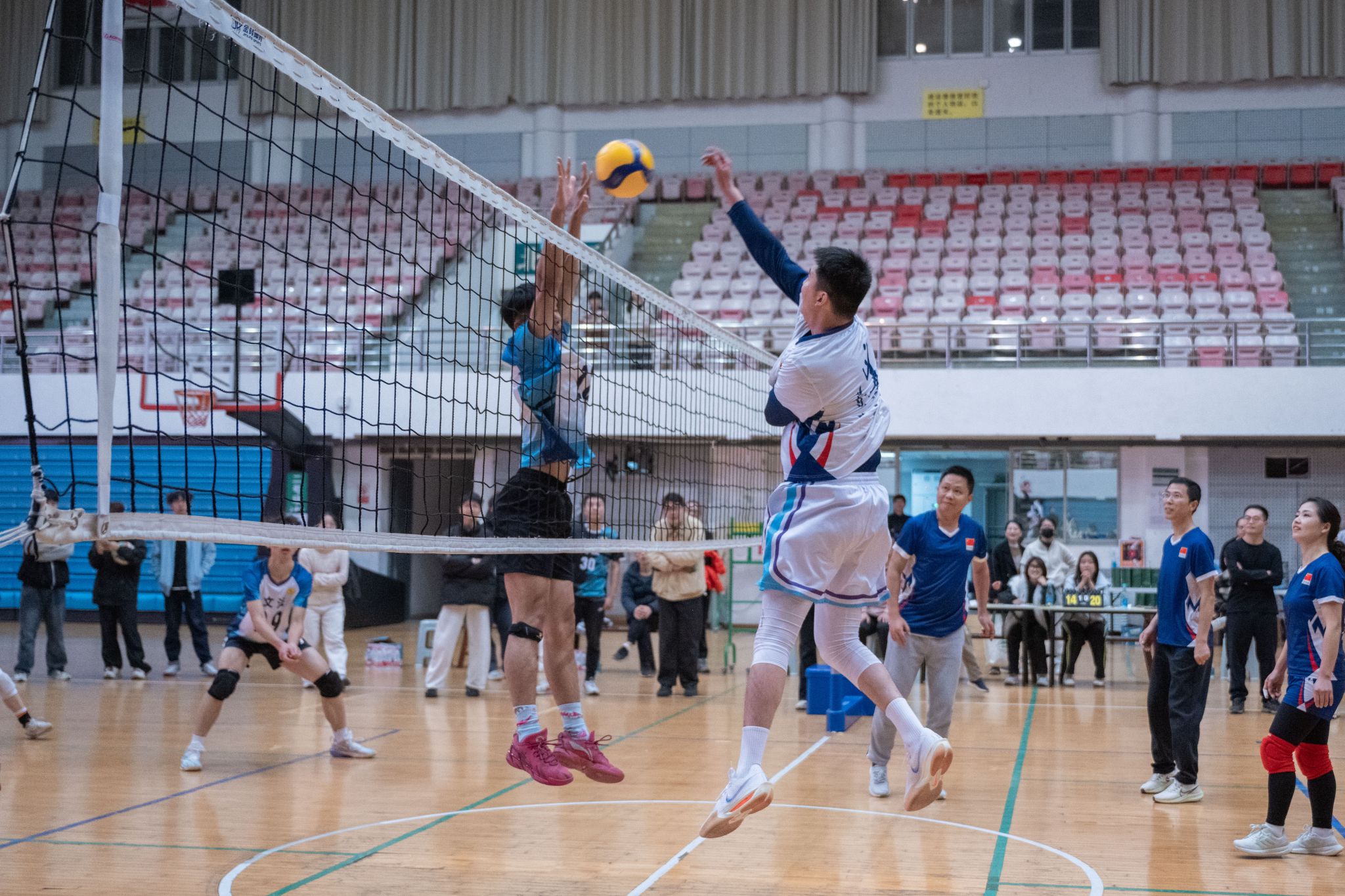 2025“师生融乐”排球赛落幕