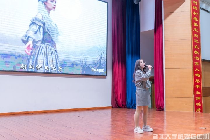 湖北大学“文韵科创，语通世界”科技节比赛落幕