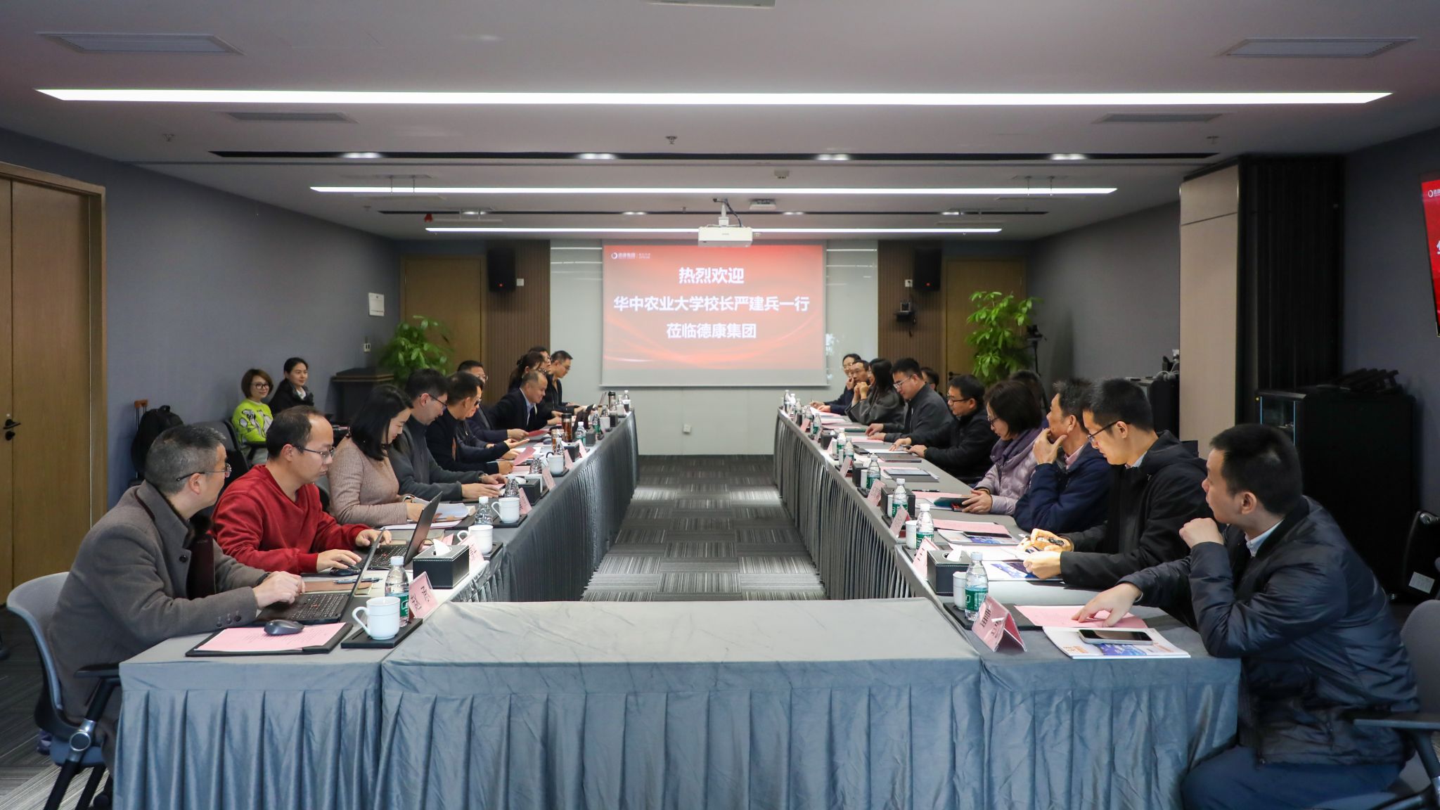 严建兵带队赴川调研推动深化校企协同创新发展