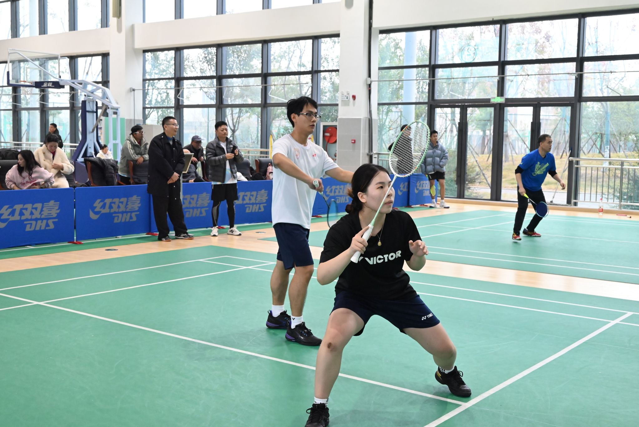 “羽动襄阳・校地同行“——襄阳书院开展“建行杯”羽毛球邀请赛