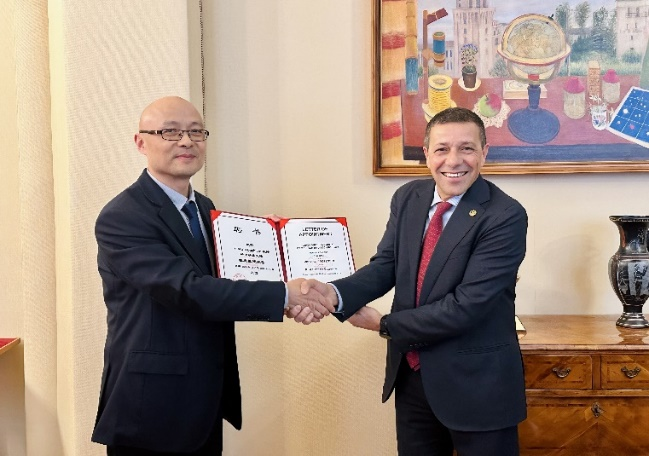 华中科技大学代表团访问意大利深化教学科研合作