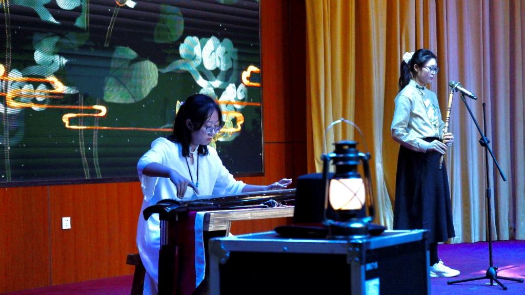 师范学院举办2026年元旦晚会