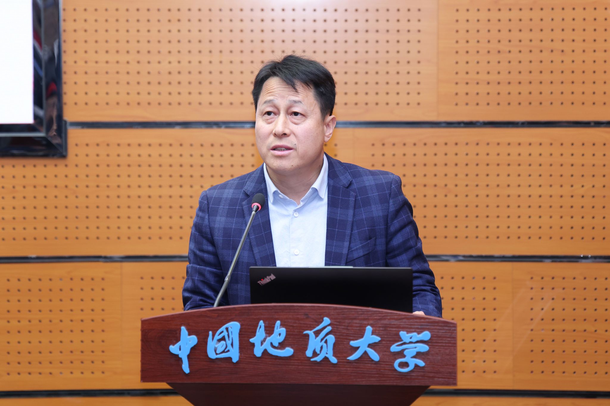 国家卓越工程师学院建设发展大会召开