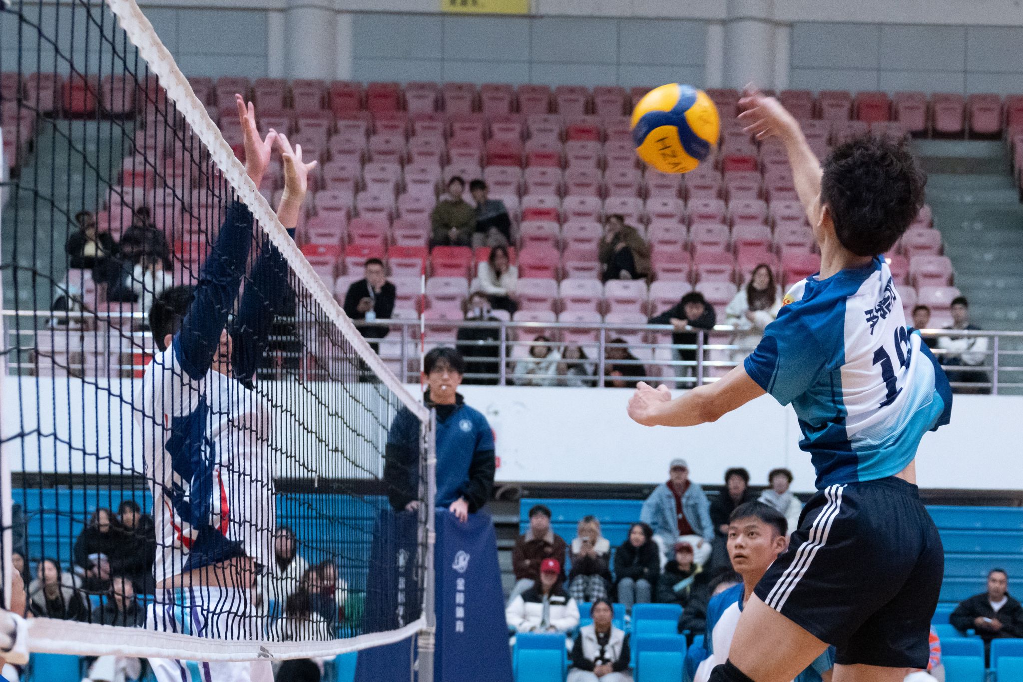 2025“师生融乐”排球赛落幕