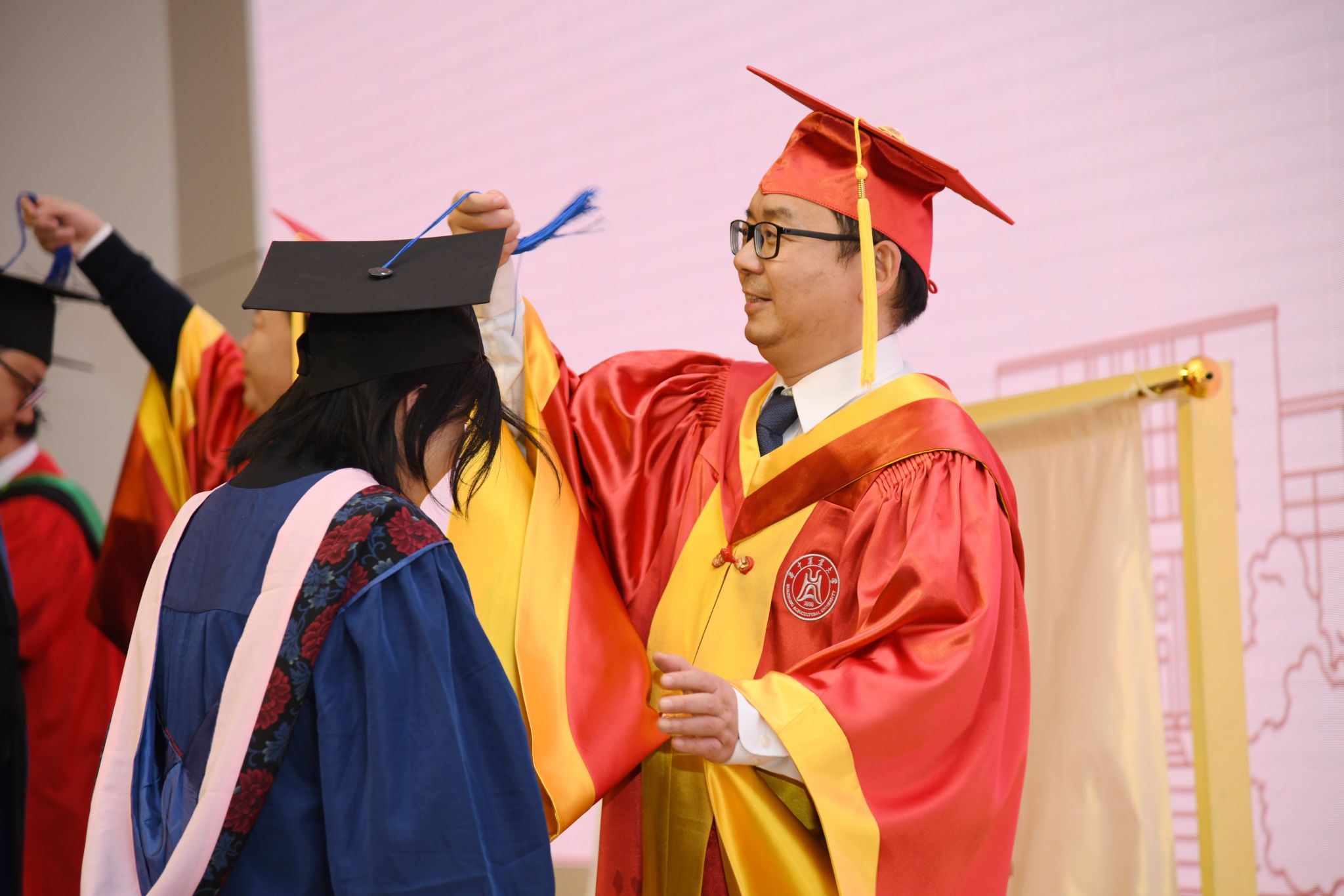 骊歌再起，逐梦新程：华中农业大学举行2025年12月学位授予仪式